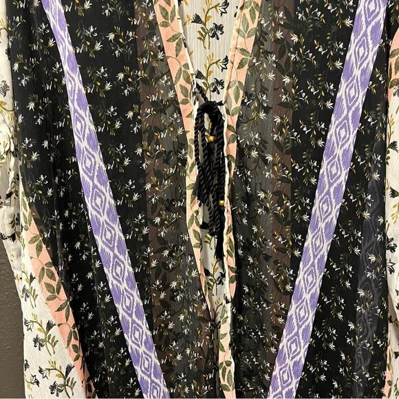 Steve Madden womens Ruffle Duster Printed Kimono With Tie Closure - Picture 6 of 10